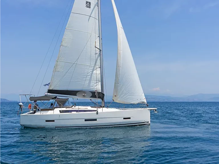 Yacht charter Ávdira billig Dufour 430