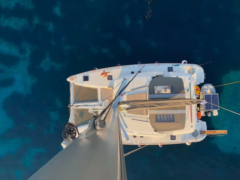 Lagoon Lagoon 450 F charter bareboat eller skeppad i Lefkáda