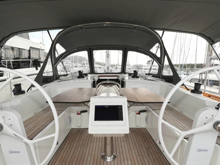 Uthyrning Segelbåt  i Šibenik  - Bavaria Bavaria C42