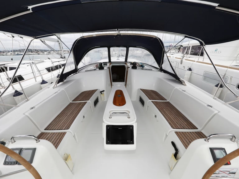 Uthyrning Segelbåt  i Sveti Filip i Jakov - Bénéteau Cyclades 50.5