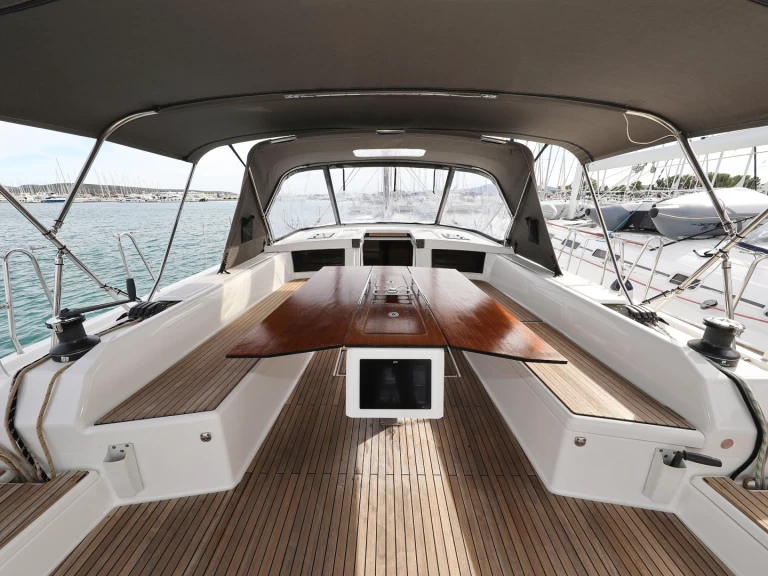 Uthyrning Segelbåt  Dufour med en båtlicens 