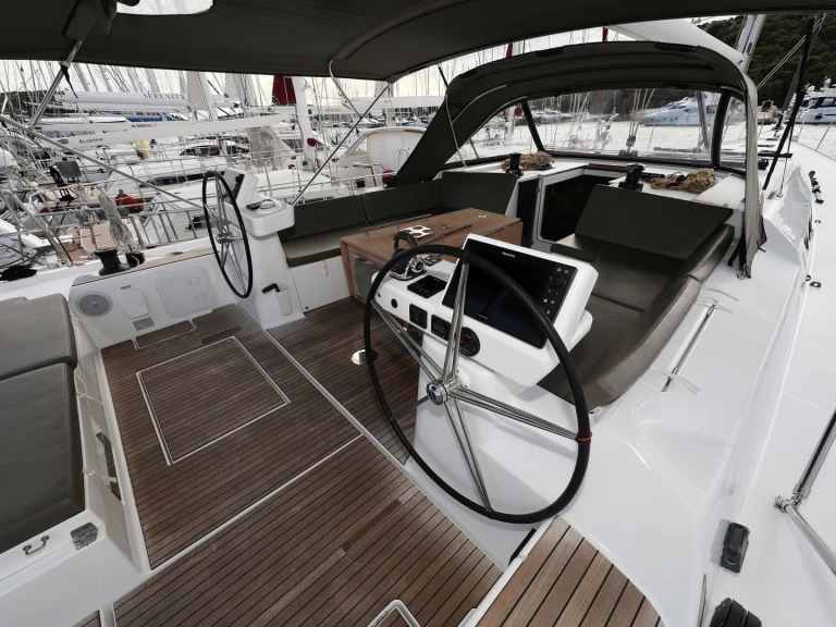 Segelbåt  för uthyrning Trogir  till det bästa priset 