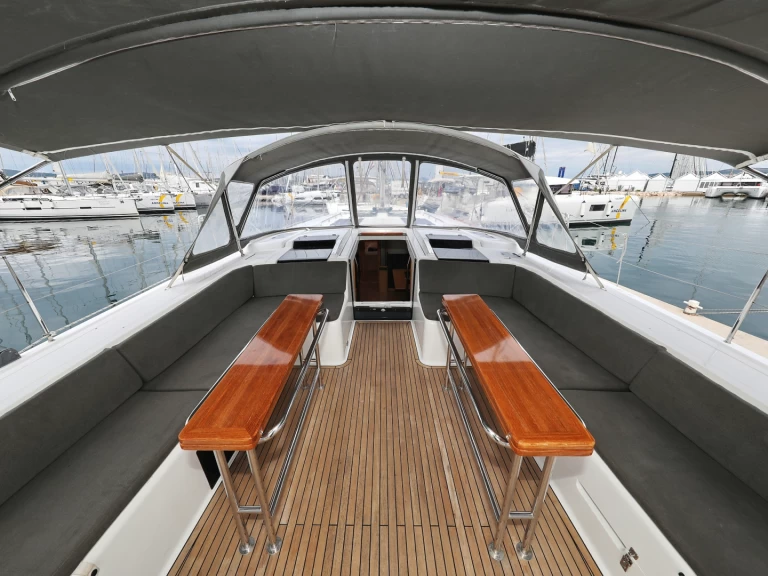 Uthyrning Segelbåt  i Trogir  - Hanse Hanse 548