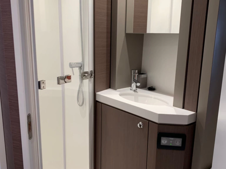 Uthyrning Katamaran  Bali med en båtlicens 