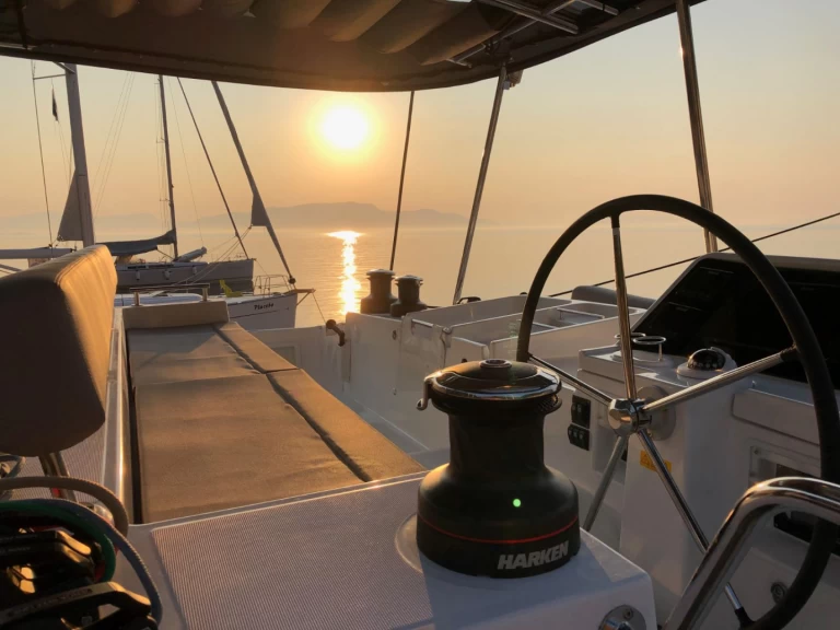 Båtuthyrning Lagoon Lagoon 450 F i Lefkáda på Samboat 