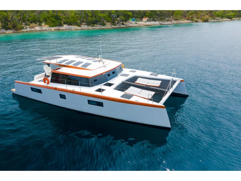 Yacht charter Split  billig Luna 47 Power
