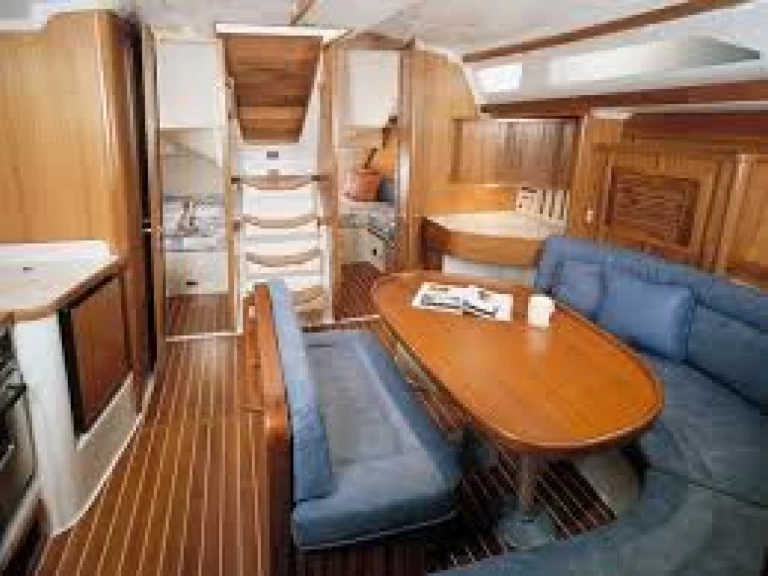 Hyra Segelbåt  med eller utan skeppare Catalina Yachts Genova 