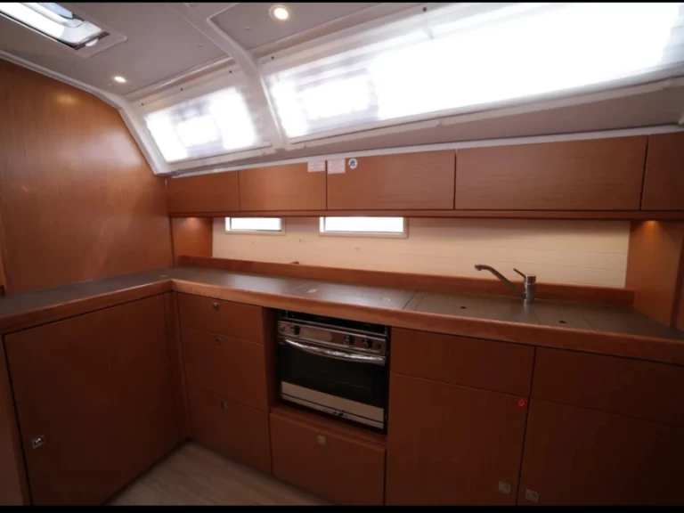 Hyra Segelbåt  med eller utan skeppare Bavaria Orhaniye 