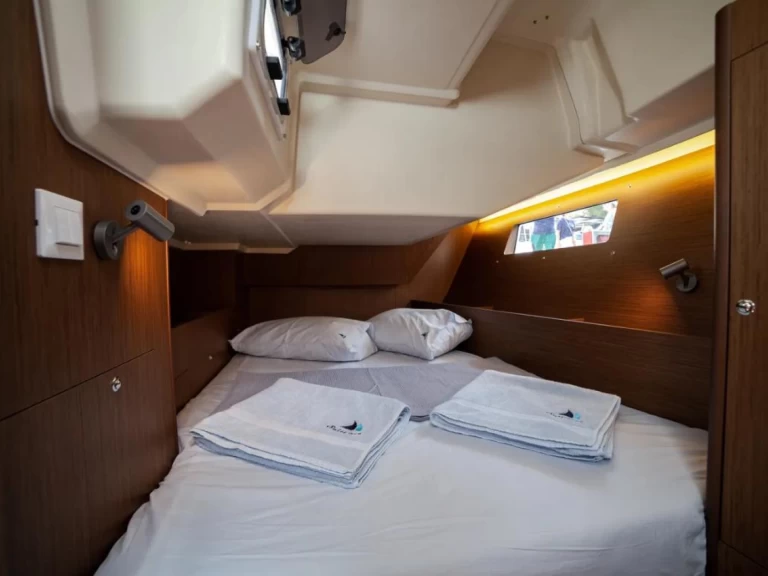 Hyr en Bénéteau Oceanis 41.1 Orhaniye 