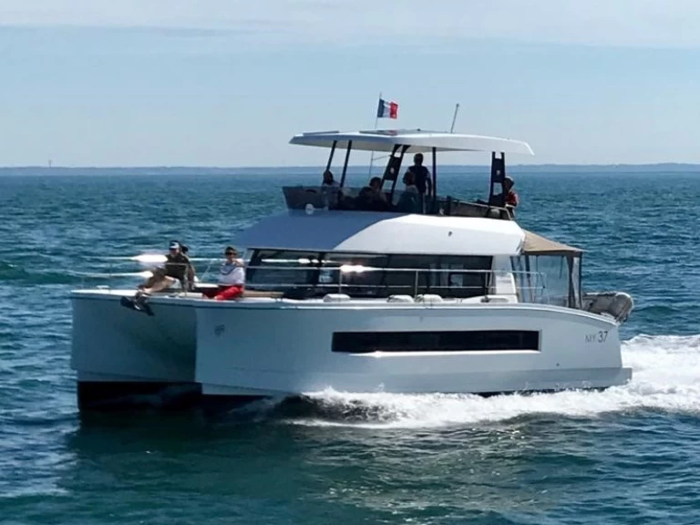 Båtuthyrning Fountaine Pajot Fountaine Pajot MY 37 i Cogolin på Samboat 