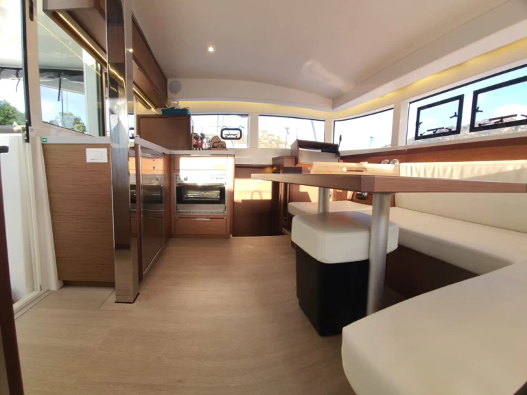 Hyr en Lagoon Lagoon 40 Olbia 