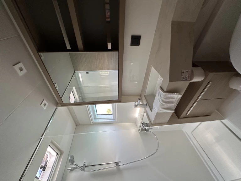 Katamaran  för uthyrning Trogir  till det bästa priset 