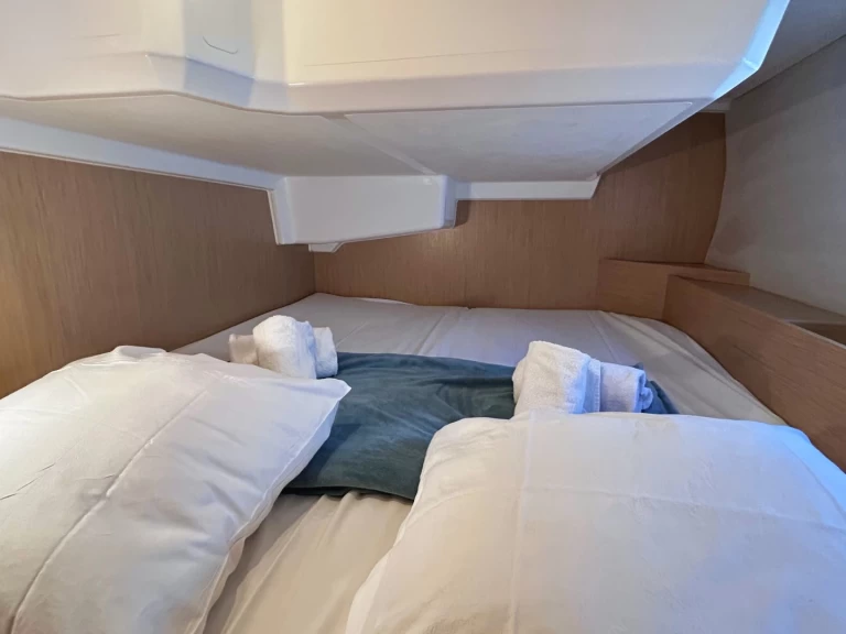 Segelbåt  för uthyrning Port Grimaud till det bästa priset 