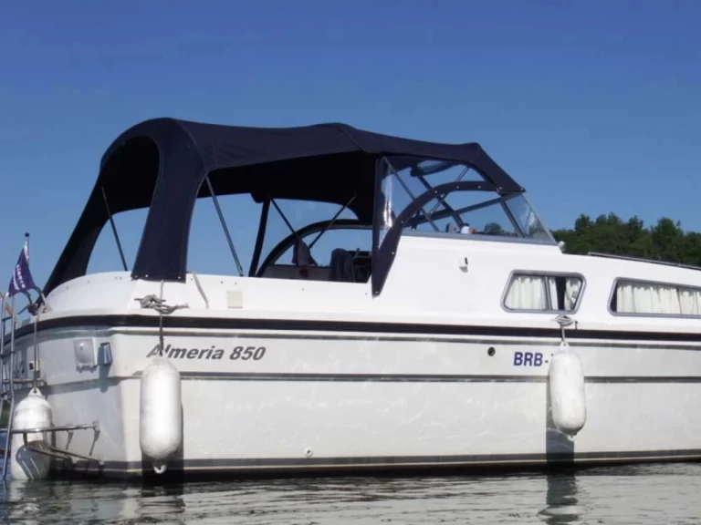 Hyr en  Almeria 850 Rechlin 