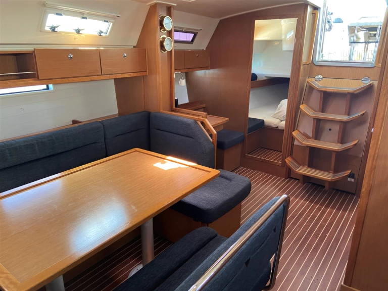 Hyr en Bavaria Bavaria 40 Sukošan 