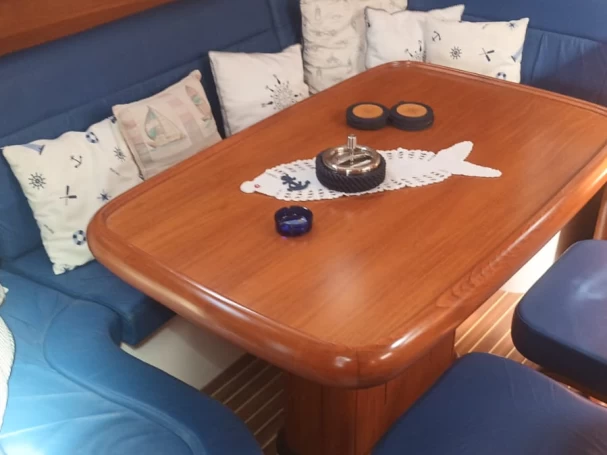 Hyra Segelbåt  med eller utan skeppare Ocean Yachts Alimos 