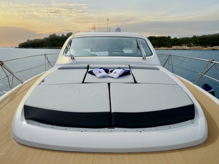 Båtuthyrning Bavaria Bavaria Sport 44 HT i Sukošan på Samboat 