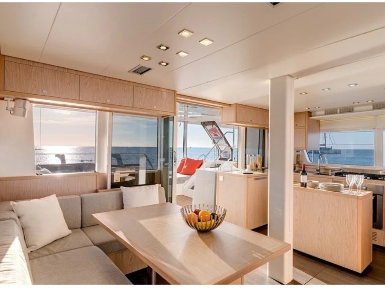 Katamaran  för uthyrning Lefkáda till det bästa priset 