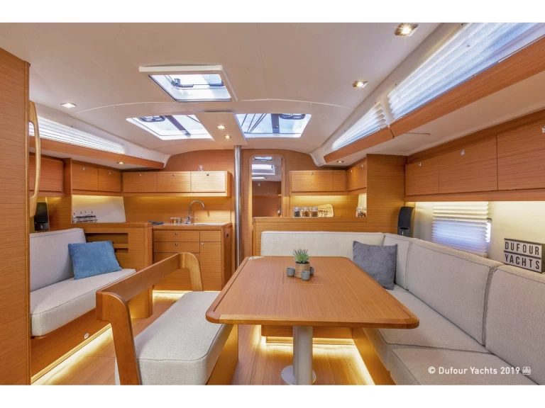 Yacht charter Lefkáda billig Dufour 430 Grand Large