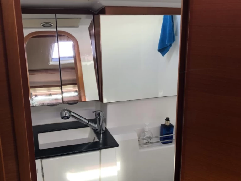 Yacht charter Marseille billig Dufour 40 E Performance