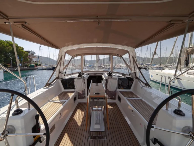 Hyr en Bénéteau Oceanis 41.1 Orhaniye 