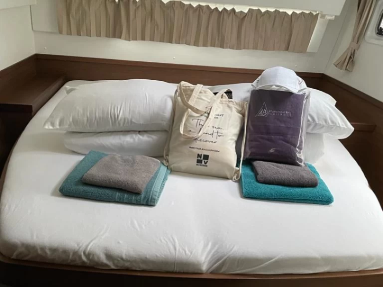 Hyra Katamaran  med eller utan skeppare Lagoon Volos 