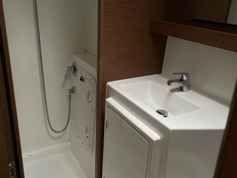 Uthyrning Katamaran  Lagoon med en båtlicens 