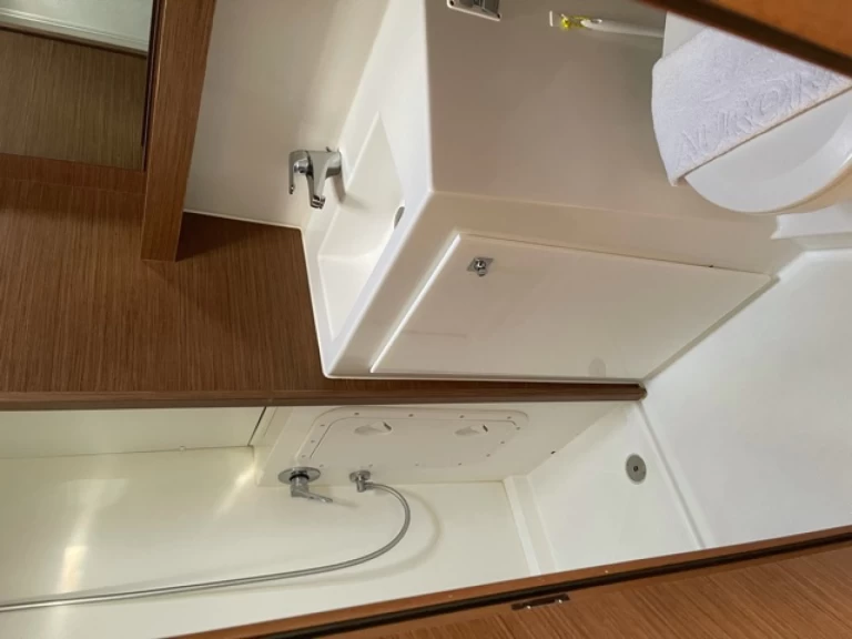 Uthyrning Katamaran  Lagoon med en båtlicens 