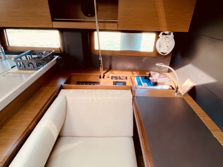 Yacht charter Lefkáda billig Beneteau Oceanis 51.1