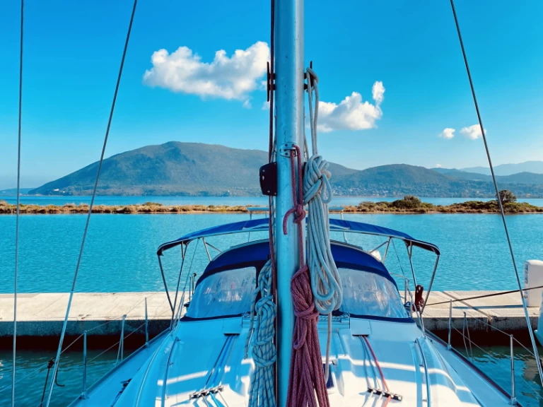 Uthyrning Segelbåt  i Lefkáda - Bavaria Bavaria 42 Cruiser
