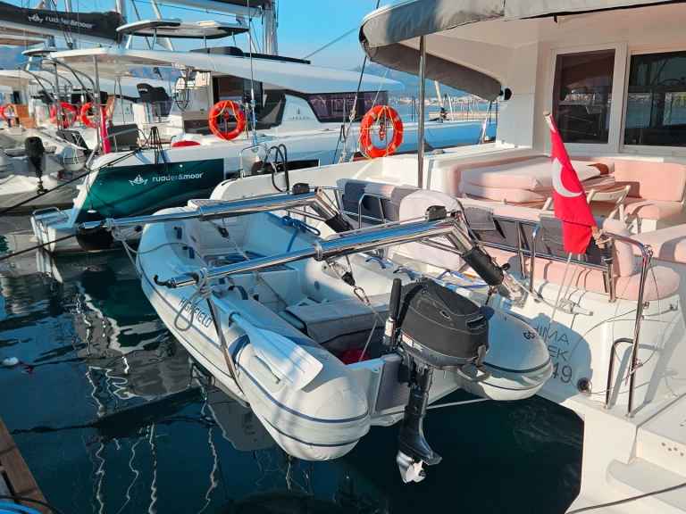 Hyra Katamaran  med eller utan skeppare Lagoon Marmaris 