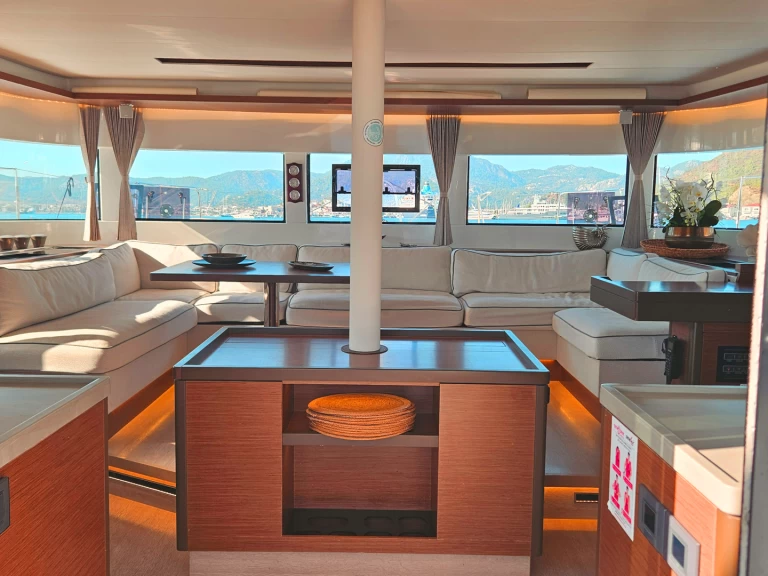 Hyra Katamaran  med eller utan skeppare Lagoon Marmaris 