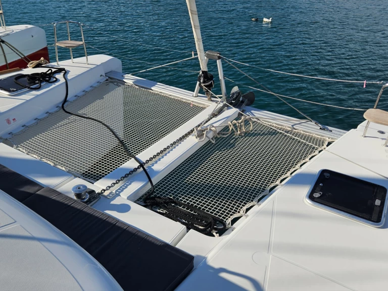 Lagoon Lagoon 40 charter bareboat eller skeppad i Fethiye