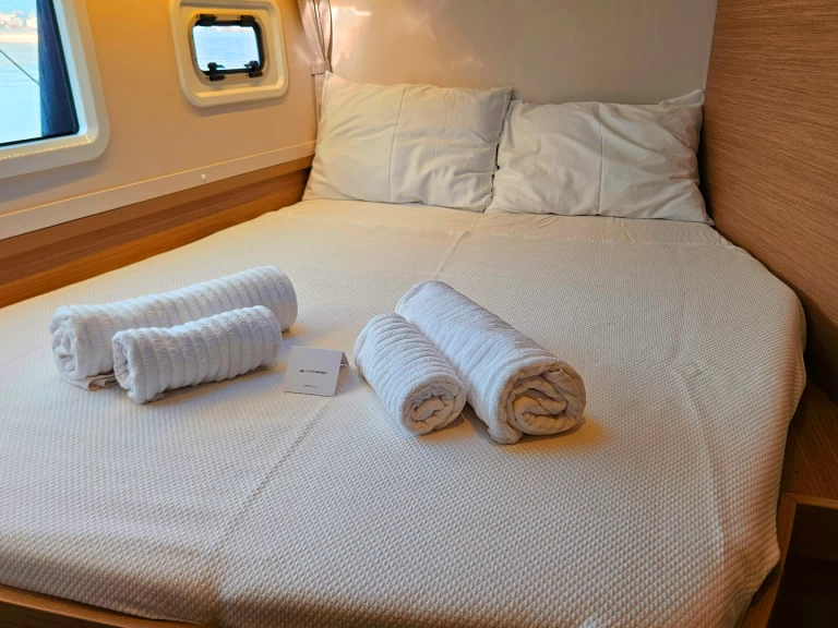 Uthyrning Katamaran  Lagoon med en båtlicens 