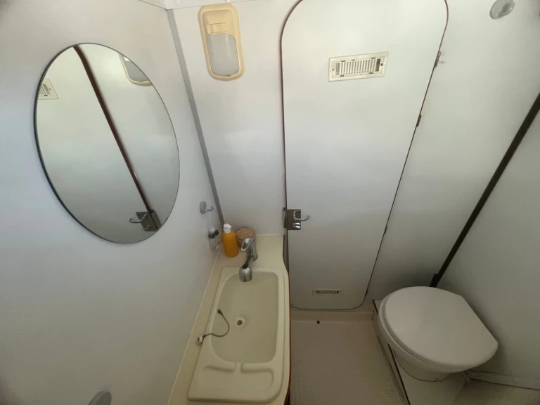 Hyr en Nicols Yacht Comfort Family 6-9 people Sablé-sur-Sarthe 