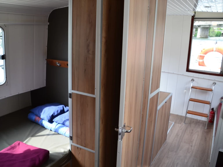 Yacht charter Sablé-sur-Sarthe billig Classic Family 4-8 p.