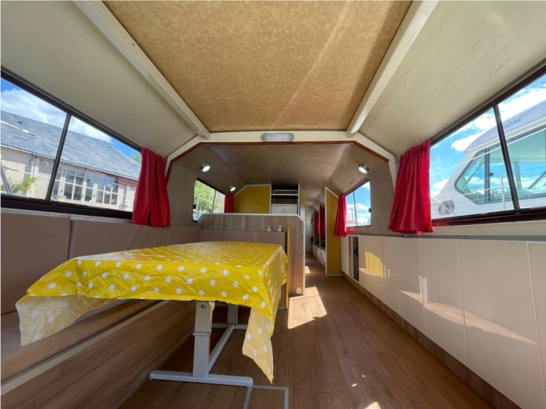 Uthyrning Sablé-sur-Sarthe - Nicols Yacht Classic Groupe 6-11 p. av Samboat 