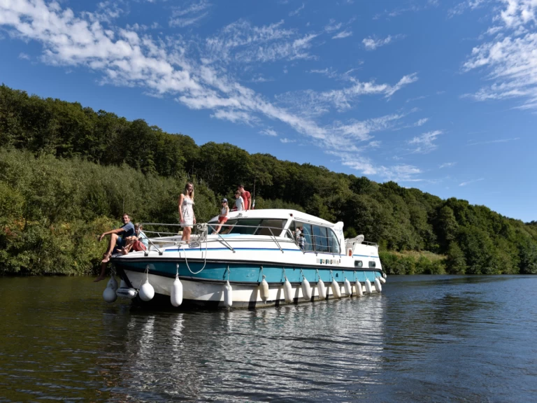 Yacht charter Sablé-sur-Sarthe billig Confort Groupe 8-10 p.