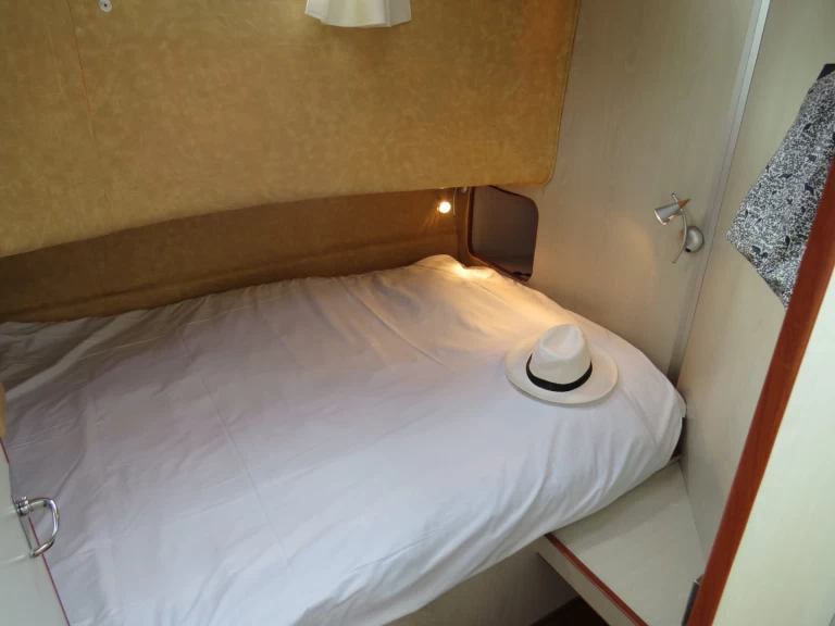 Uthyrning Grez-Neuville - Nicols Yacht Confort Groupe 8-10 p. av Samboat 