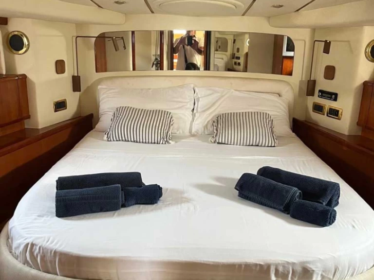  Conam 58S Hard Top charter bareboat eller skeppad i Tropea