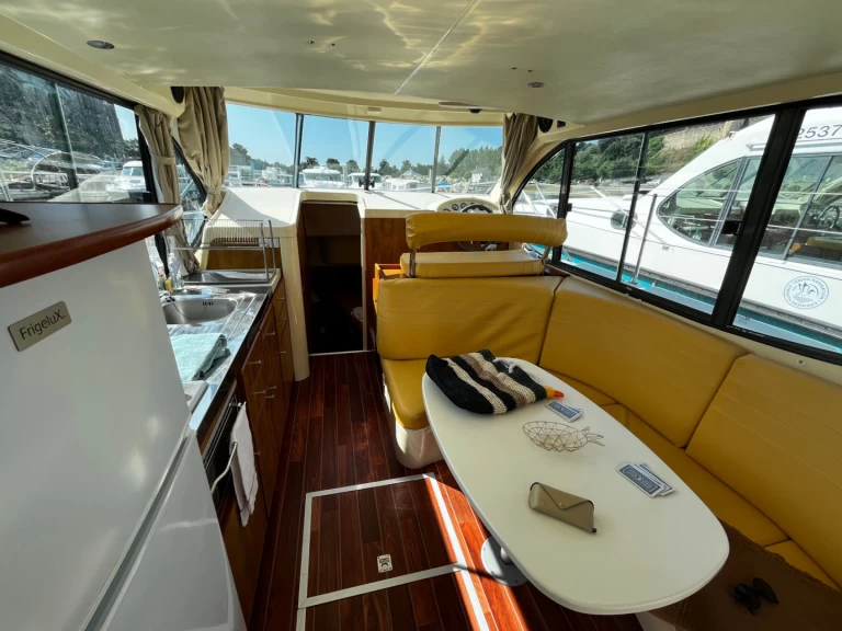 Uthyrning Grez-Neuville - Nicols Yacht Confort Couple XL 2-4 p. av Samboat 