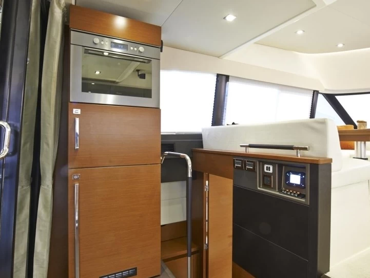 Motorbåt  för uthyrning Giardini-Naxos till det bästa priset 