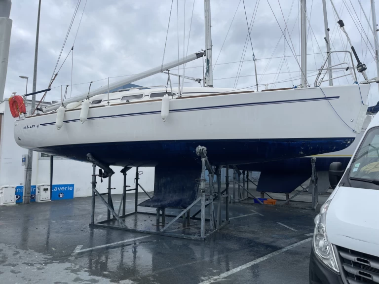 Yacht charter Quiberon billig Elan 31