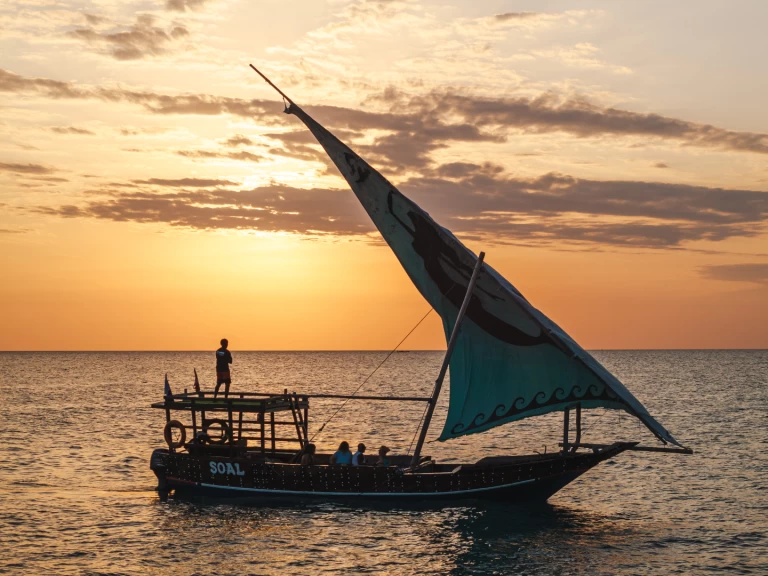 Yacht charter Kendwa billig Custom made