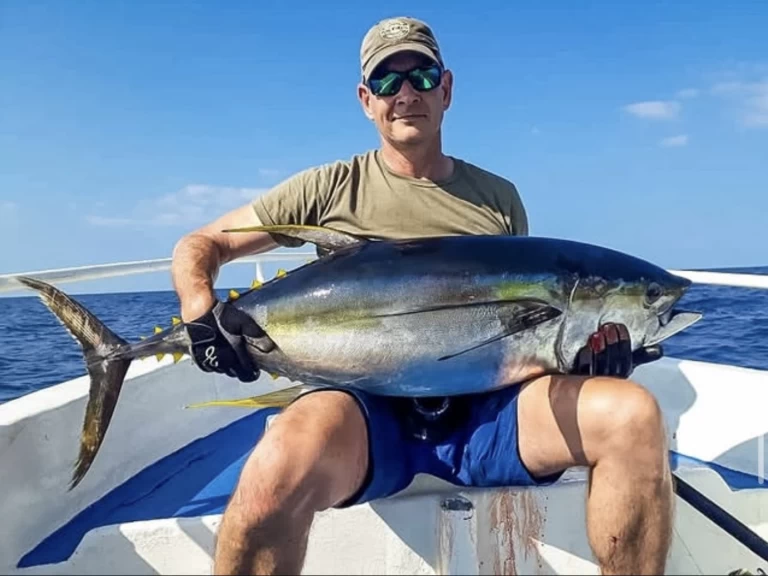 Custom Made Custom made charter bareboat eller skeppad i Kendwa