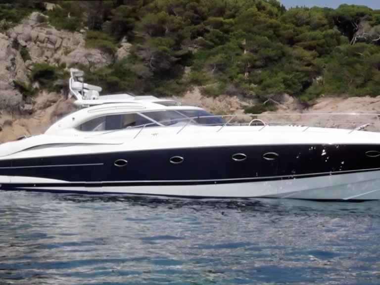 Hyr en Sunseeker Predator 60 Ibiza Town 
