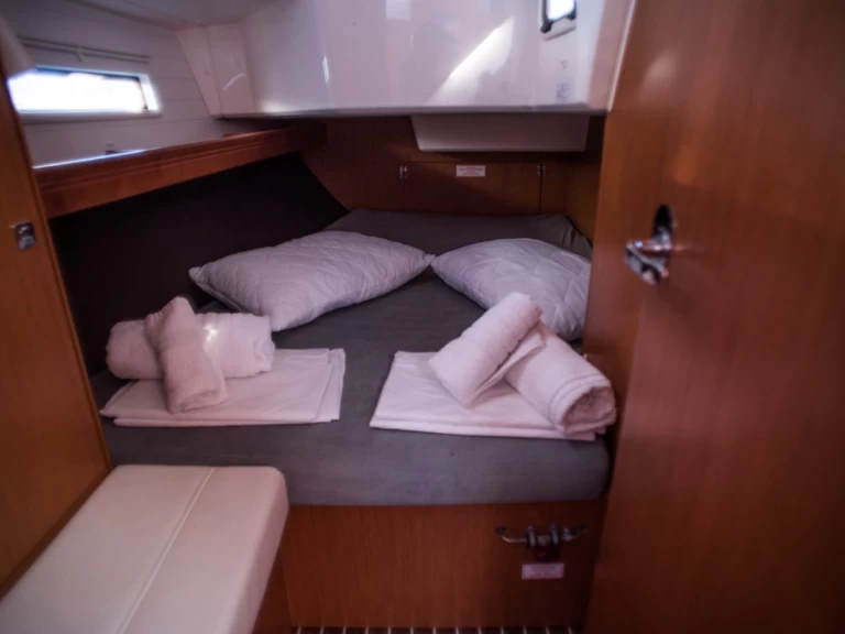 Båtuthyrning Bavaria Cruiser 37 i Nea Peramos på Samboat 