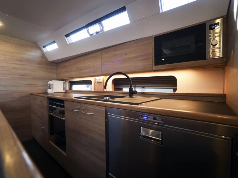 Uthyrning Segelbåt  D&D Yacht med en båtlicens 