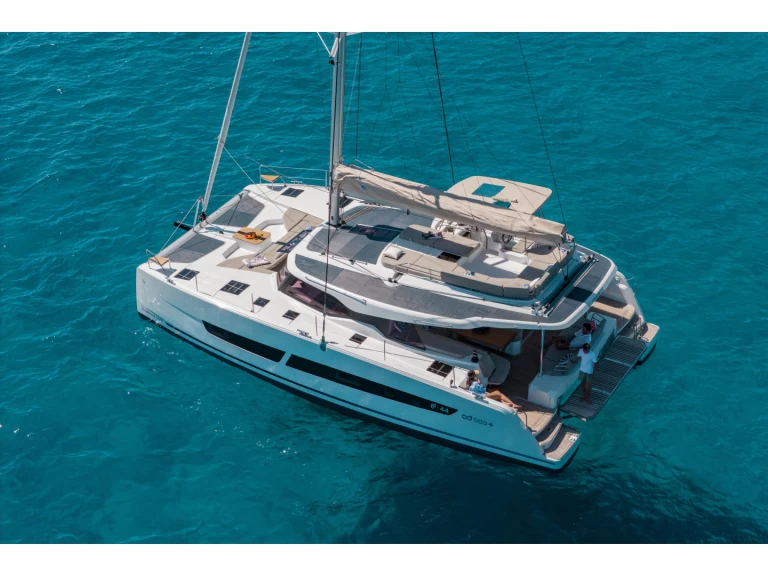 Hyr en Fountaine Pajot FP 44 Portimão 