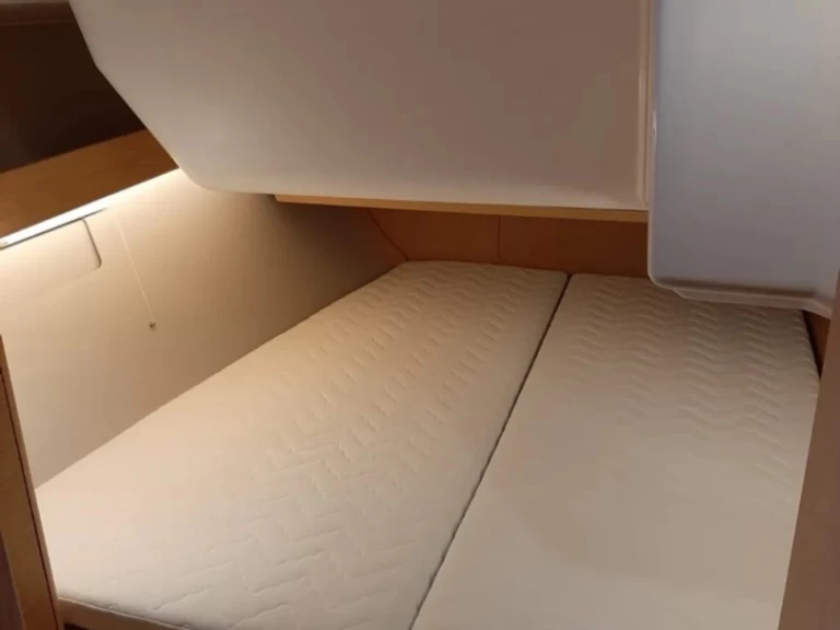 Segelbåt  för uthyrning Palermo till det bästa priset 